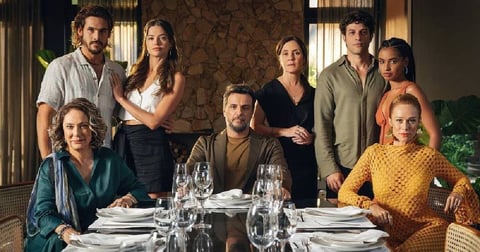 Cubanos Reaccionan con Humor a Estreno de Telenovela Brasileña en Medio de Apagones