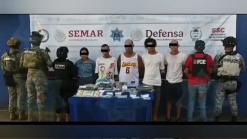 Cinco cubanos detenidos en Cancún por drogas y armas