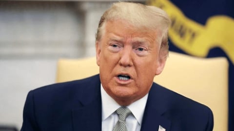 Trump cambia de avión en Turquía por amenaza de misil iraní