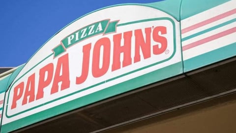Papa John's Anuncia Cierre de 300 Locales en EE.UU. por Bajo Rendimiento