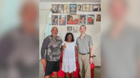 ¿Hasta cuándo el bochinche? ¡EE.UU. se reúne con las Damas de Blanco en La Habana!