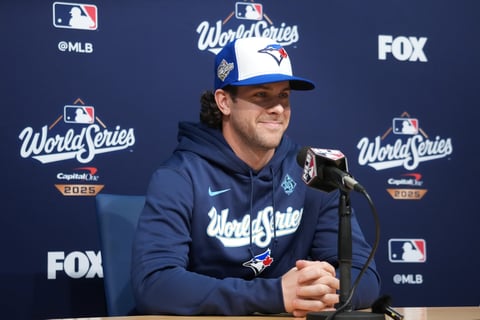 Ernie Clement, la historia de superación que llega al Clásico Mundial de Béisbol