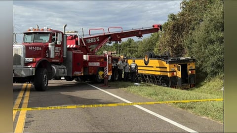 ¡Tragedia en Winter Haven! Autobús escolar envuelto en choque fatal deja dos muertos, incluyendo a una estudiante
