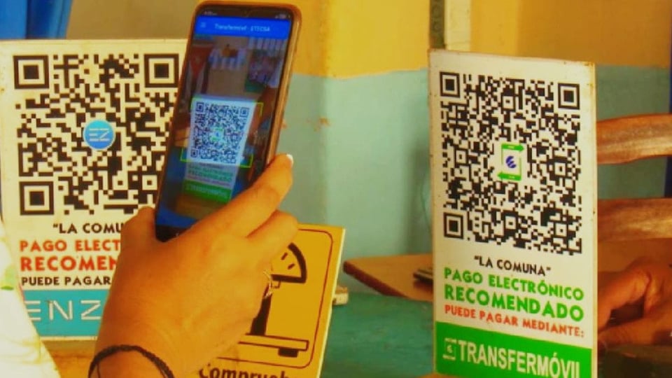 Cuba Lucha con Bancarización Ante Fallas de Infraestructura y Efectivo