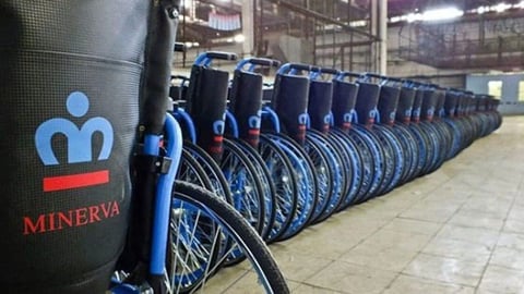 ¿Viste la caravana de sillas de ruedas que llegó a Granma? ¡El pueblo se viró!