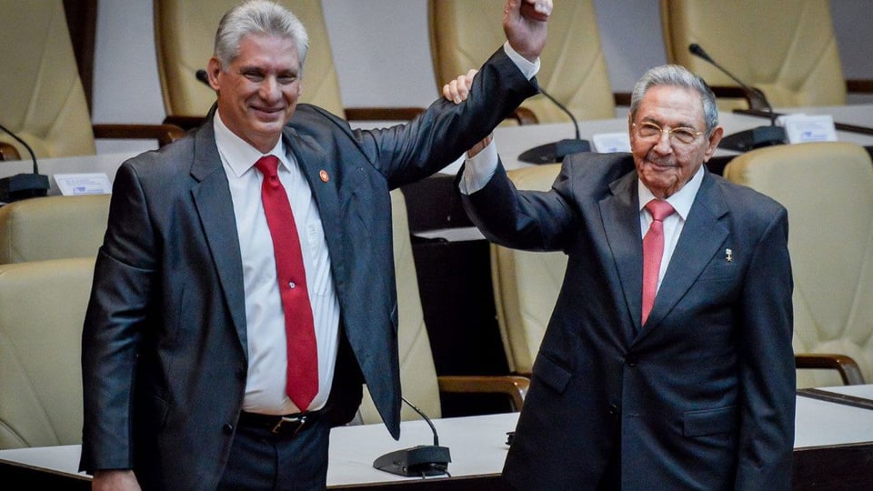 ¡El Show de Poder en Cuba! ¿Quién Manda Realmente Detrás de Díaz-Canel?