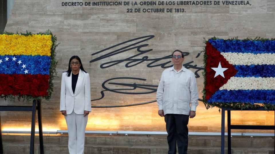 ¡Ay, mi madre! ¿Se nos van los cubanos de Venezuela? ¡El bochinche está caliente!