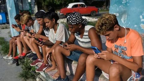 Cuba desmiente rumores sobre limitación de internet móvil a tres horas diarias