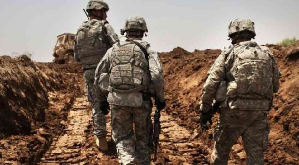 ¡Ocho Gringos Graves! 140 Heridos en la Furia Épica Contra Irán