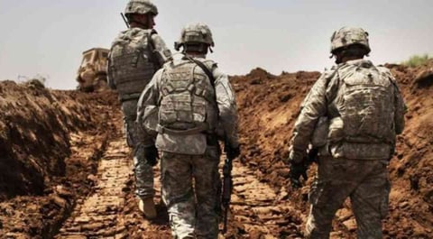 ¡Ocho Gringos Graves! 140 Heridos en la Furia Épica Contra Irán