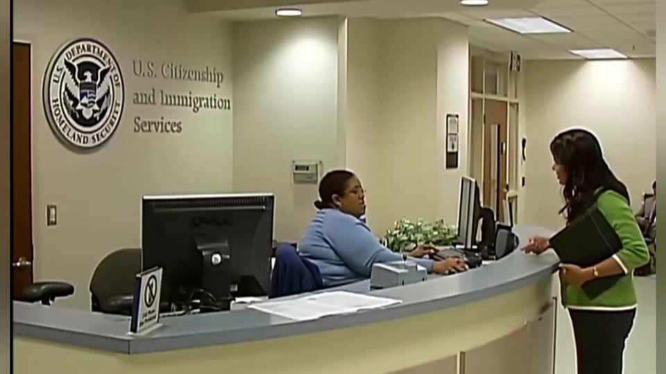 USCIS podría iniciar deportaciones por solicitudes denegadas