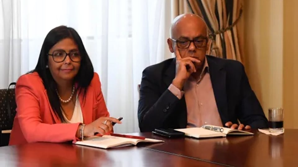 Delcy Rodríguez Habría Ofrecido Cooperación a EE.UU. Antes de Caída de Maduro