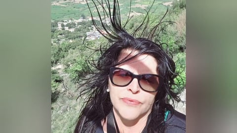 Activista Cubana Denuncia Intentos de Hackeo y Señala a Seguridad del Estado