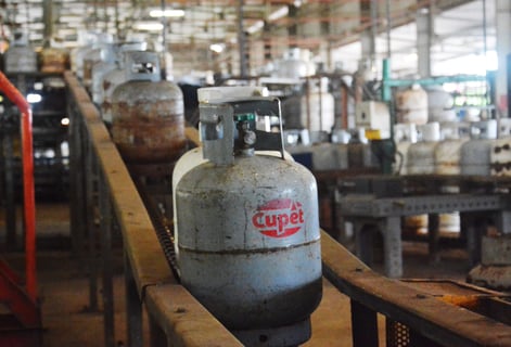 Santiago de Cuba crea empresa de gas licuado en medio de la escasez