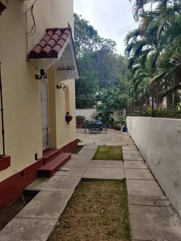 Casa en Cerca del mar y del Teatro Karl Marx, Playa, La Habana — foto 3