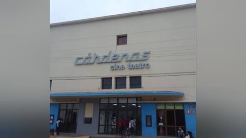 ¿Y la Policía? Roban compu de cine en Cárdenas y nadie aparece