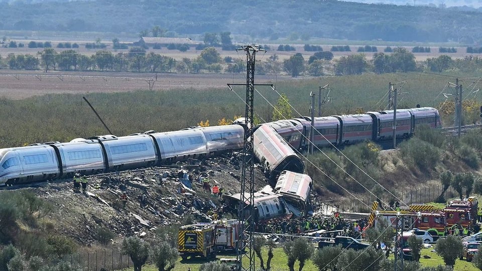 ¿¡Choque de Trenes en Toledo! 69 Muertos y un 