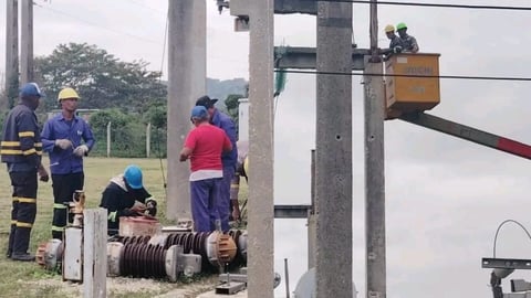 ¡Ojo al dato! Mayabeque le pone pararrayos a la luz... ¿ahora es que es?