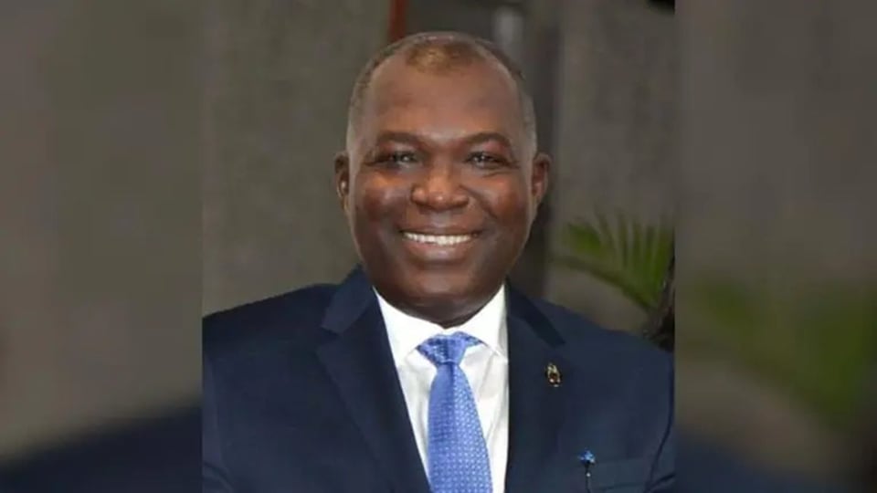 ¡Ay, Dios mío! ¿Un alcalde con doble identidad y chanchullo de divorcio?