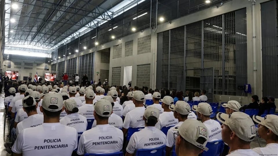 Costa Rica Lanza Megacárcel al Estilo Bukele Contra el Crimen