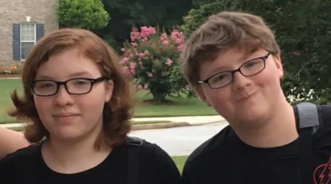 Joven Condenado a 15 Años por la Muerte de su Gemela, Alega Sonambulismo