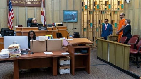 Jurado de Miami pide pena de muerte para cubano por triple asesinato