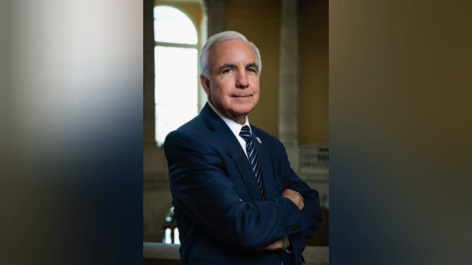 Congresista Giménez pide parar envíos de lujo a Cuba disfrazados de ayuda