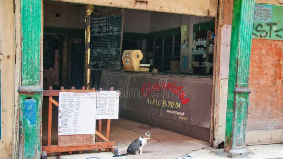 Bodegas de Cuba: La comida escasea y el pan se limita por la crisis