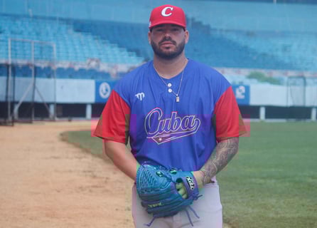 Pelotero cubano arrestado por presunto narcotráfico en Florida