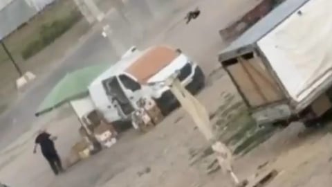 Dron Ruso Persigue a Civil en Mercado de Jersón