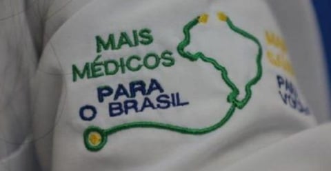Suprema de Brasil da luz verde al regreso de médicos cubanos a "Más Médicos"