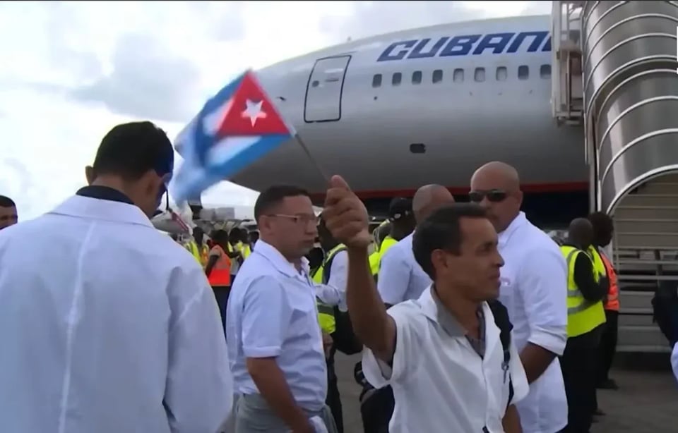 Misiones Médicas Cubanas Enfrentan Mayor Presión en América Latina