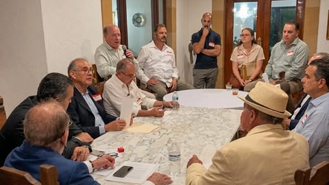 Empresarios Cubanoamericanos: Inversión en Cuba Bajo Cambio Político Profundo