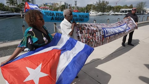 Exilio Cubano Pide a Trump Facilitar Envío Directo de Ayuda Humanitaria