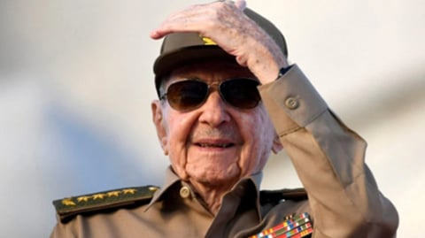 Díaz-Canel Denounces Arrest Warrant for Raúl Castro