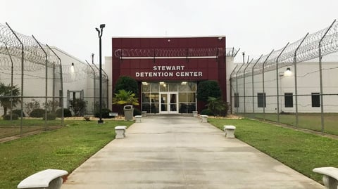 ¿Hasta cuándo, ICE? Cubano muere en centro de detención en Georgia y ya son 18 este año