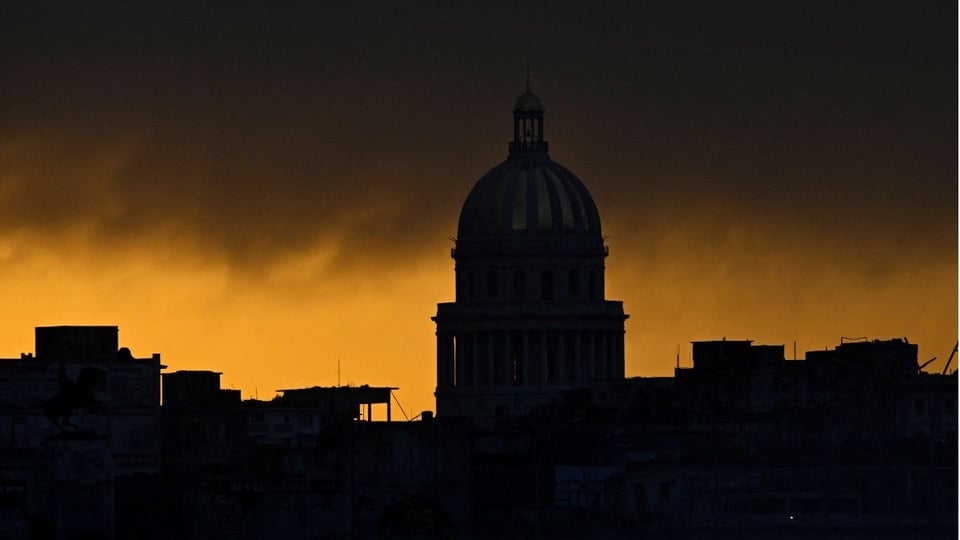 ¿Y tú supiste? ¡Cuba se queda a oscuras otra vez!