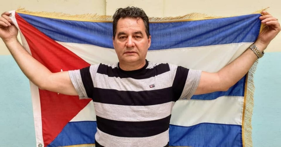 Escritor Cubano Ángel Santiesteban Enfrenta Proceso Penal por Manejo de Donaciones