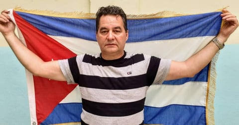 Escritor Ángel Santiesteban enfrenta proceso penal por donaciones al Asilo Masónico