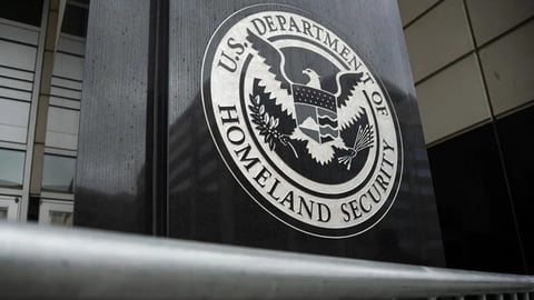 EE.UU. externalizará la búsqueda de migrantes con multas pendientes en el extranjero