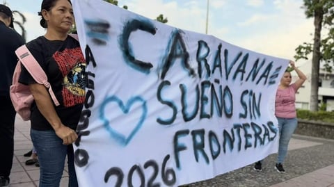 Caravana de Migrantes Cubanos Parte Hacia Ciudad de México Buscando Oportunidades
