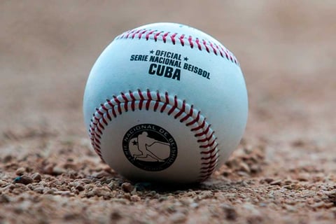 Béisbol cubano: Huracanes, Cocodrilos y Azucareros agitan los cuartos de final