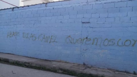 Cartel en Santa Clara exige "comida" y "corriente" a Díaz-Canel