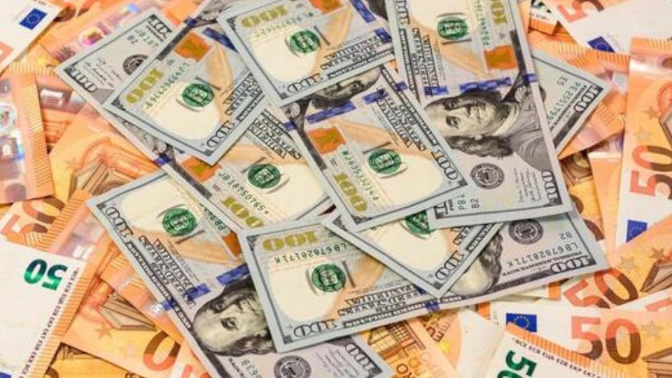 El dólar sube en Cuba, el euro alcanza récord en mercado informal