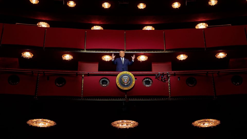 ¿Kennedy Center Trump? El Voto 'Unánime' Que Huele a Familia. ¿Bien o Mal?