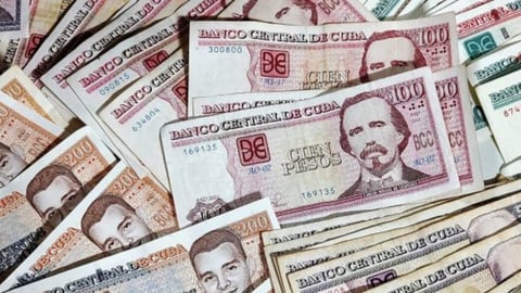 ¿Se Juegan el Bolsillo? Cuba Sube Multas y Aprieta el Cerco al Dólar Callejero