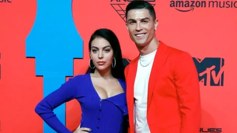 Cristiano Ronaldo y Georgina Rodríguez: Boda Secreta con Sus Hijos Como Testigos
