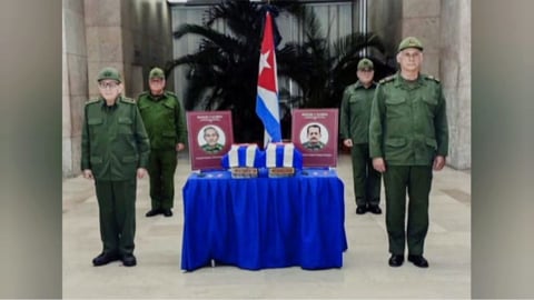 Raúl Castro Despide a Militares Cubanos Caídos en Venezuela