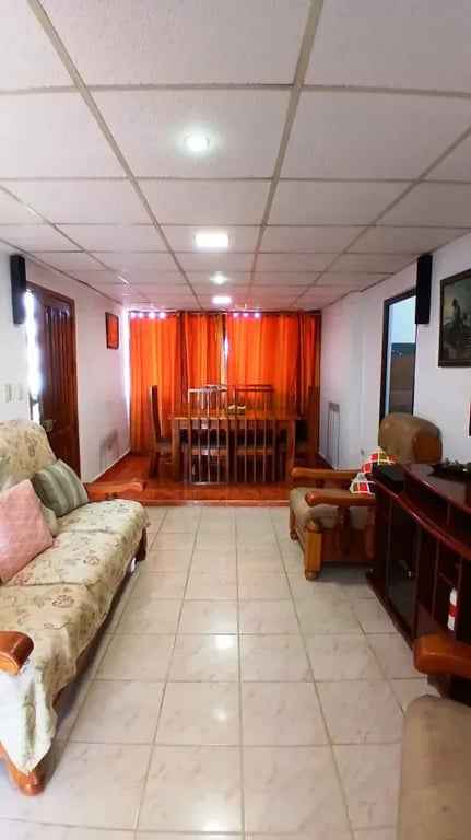 Apartamento en Calle 1ra, a 2 cuadras de la Avenida del Puerto., Loma - Modelo, Regla, La Habana — foto 2