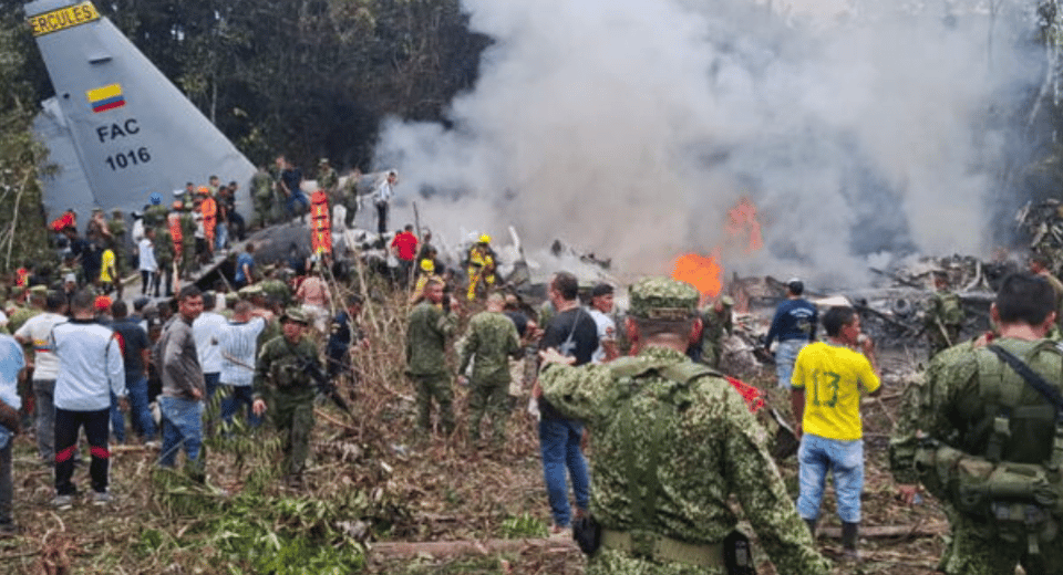 ¿Y tú supiste lo último? ¡Avión militar se mata en la selva colombiana y ya son 66 los que no vuelven!